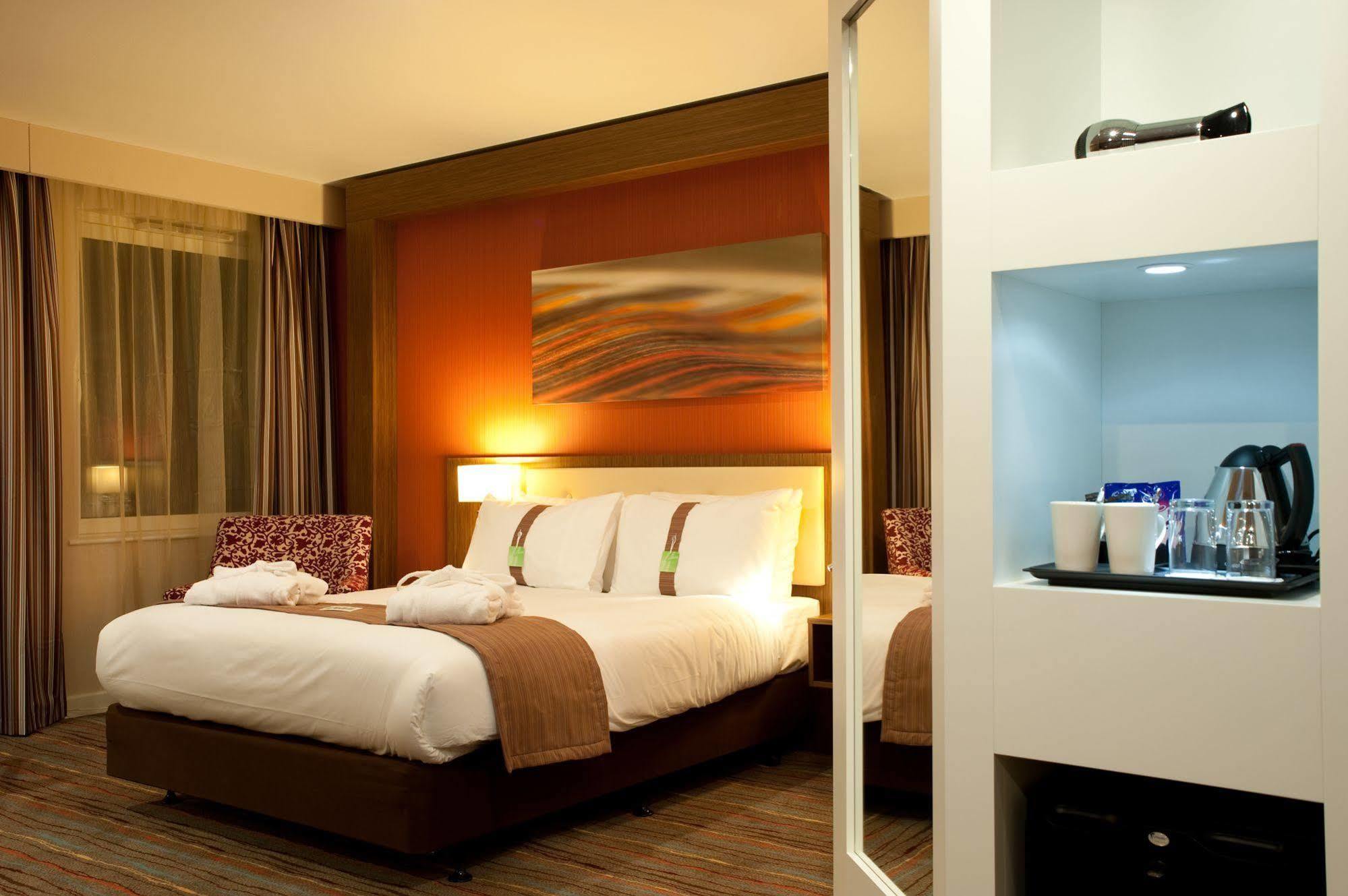 Holiday Inn Derby Riverlights By Ihg Экстерьер фото